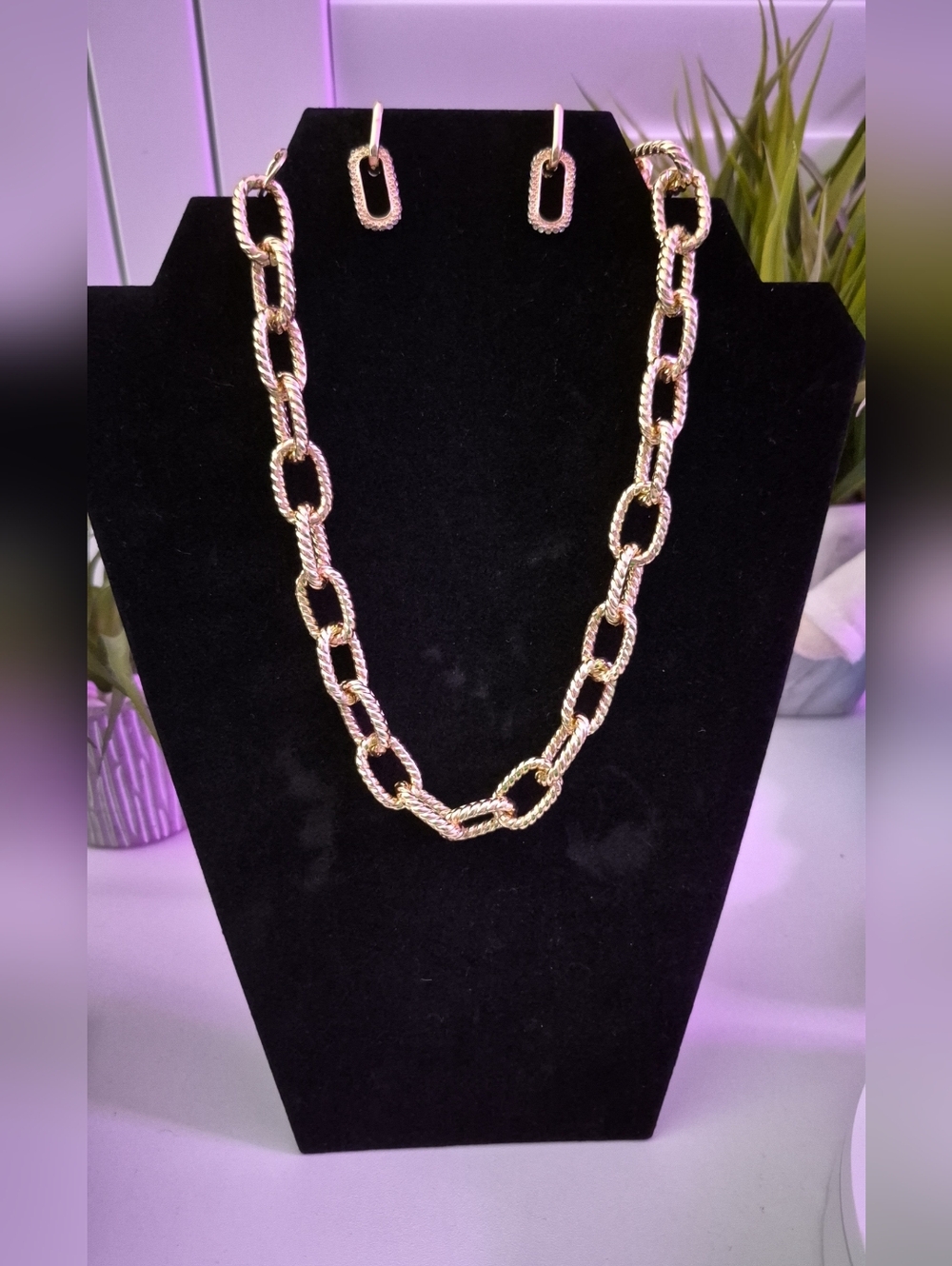 NEW Gold Rope-Textured Link Necklace and Earrings Set - Women Jewelry